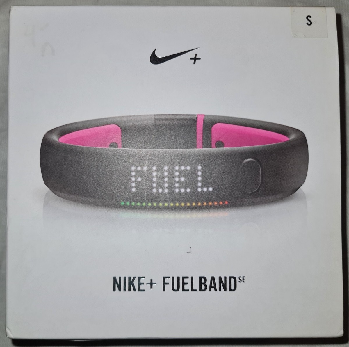 Nike+ Fuelband SE Fitness Tracker Bluetooth Pink Black Arm Band