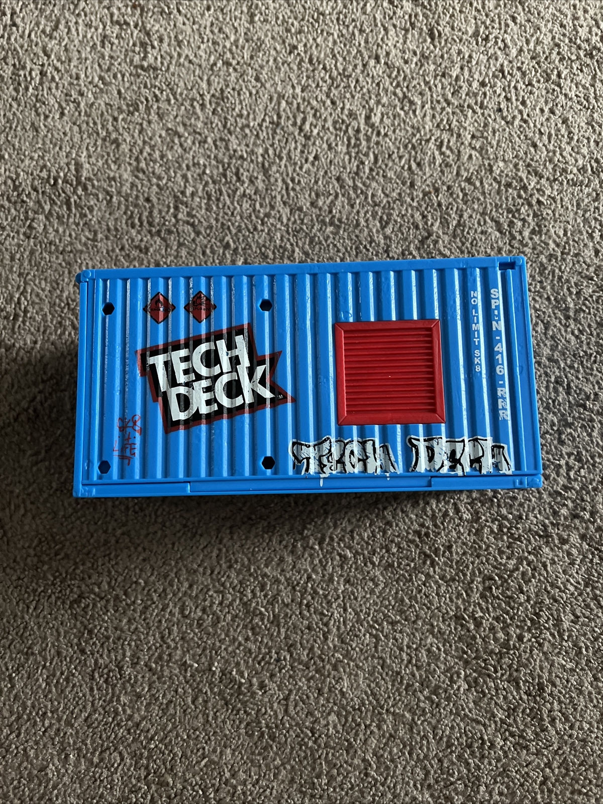 Picture 2 of 4