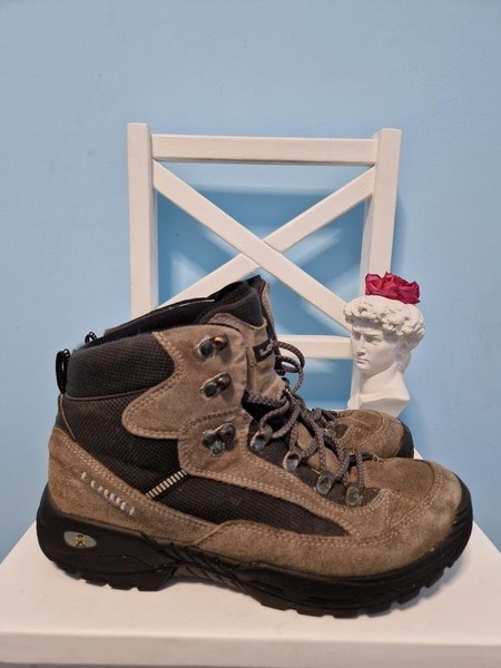Men Lowa Boots Khaki Suede 41