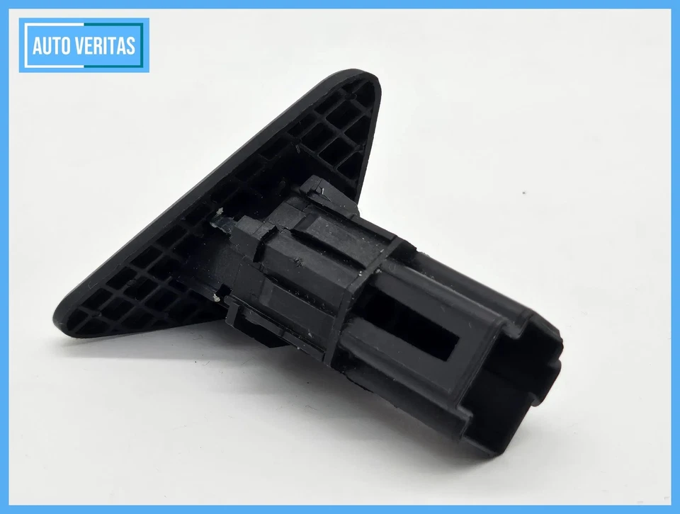 Ford Focus 1 I DNW DAW Taster Open rear flap boot flap 98AG198514AE - Image 3 of 4