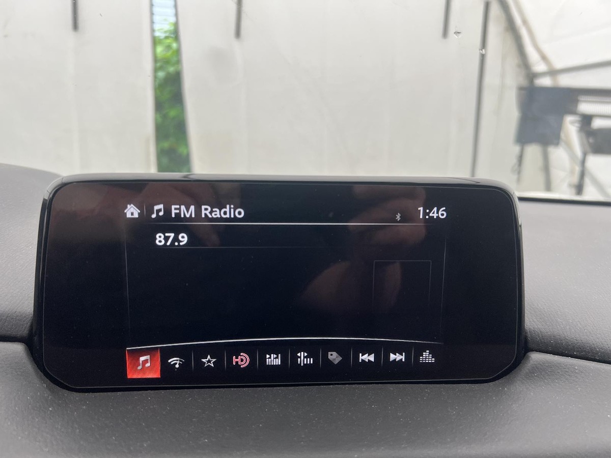 Used Infotainment Display fits: 2020 Mazda CX-5 8.0`` screen Grade