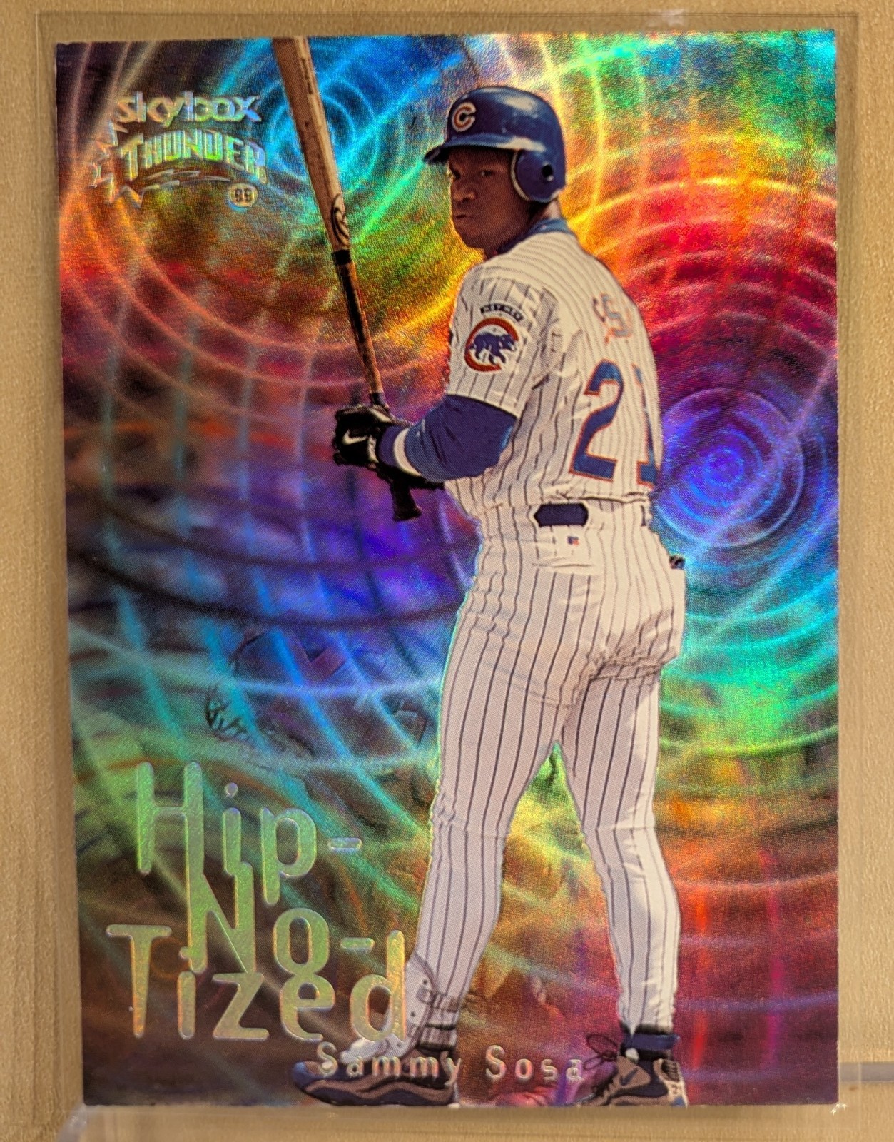 1999 Skybox Thunder HIP NO TIZED #12 Sammy Sosa Cubs Refractor RARE INSERT