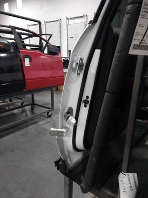 2016 Chevrolet Equinox Right Rear Door White OEM Used, Scratched & Scuffed