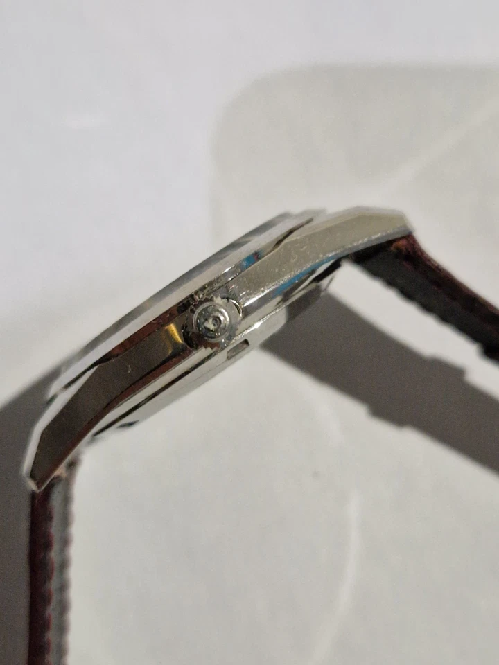 Citizen Chrono Master Auto Date 33 Jewels Caliber 5440 - 28800 A/h - Image 3 of 4