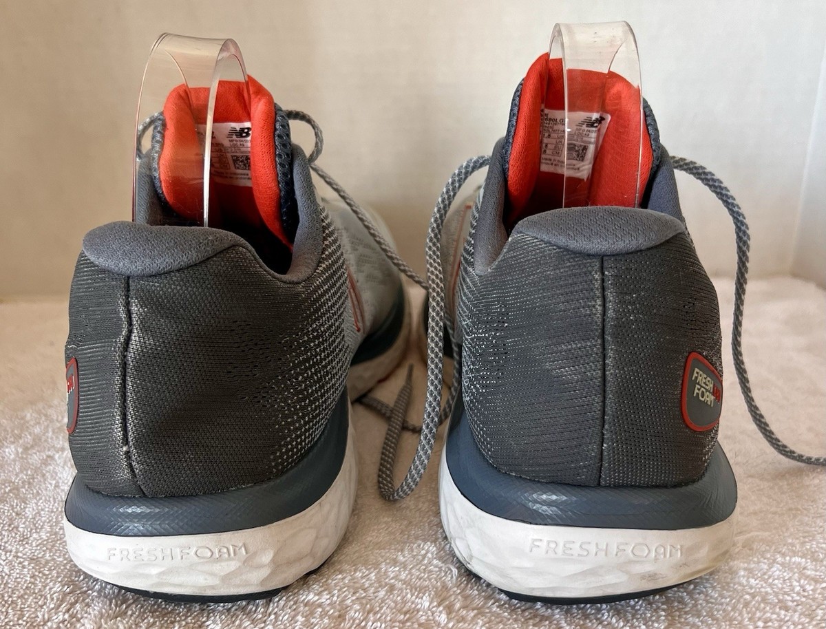 New Balance Fresh Foam 680v7 Mens Running Shoes Grey Orange M680LG7 Size 11 4E New Balance mens 680 V7 Running Shoe 11 Black/Vibrant Orange  main image 4