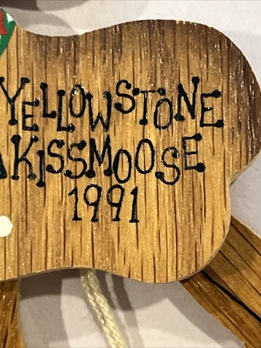 Yellowstone KissMoose 1991 Moose Wooden Pull String Christmas Ornament Vintage - Picture 3 of 12