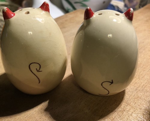 Shakers sale e pepe uova diaboliche 2,75"" alto 2"" largo - Foto 3 di 7