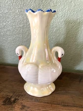 Lusterware Pottery Vase with 2 Swans Preowned
