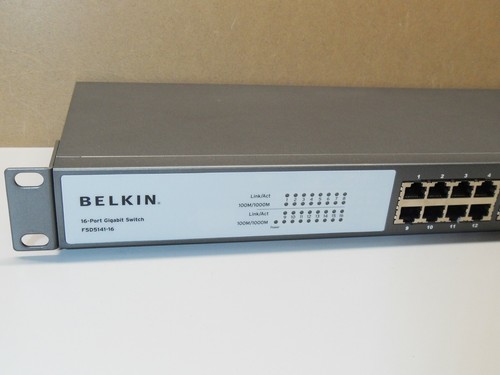 Belkin F5D5141-16 16-Port Rackmount Gigabit Switch + Ears - Picture 3 of 6