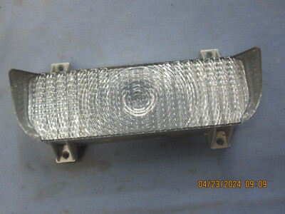 モストウィー１９７０(G＆M旧ラベル)コメントお待ちしております！※値下げ NOS 1970 BUICK GSX GS SKYLARK PARK TURN LIGHT LENS RH LH Delco GM