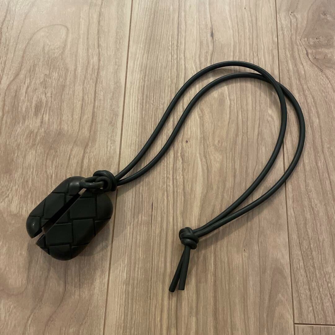 BOTTEGA VENETA AIRPODS PRO case JAPAN | eBay BOTTEGA VENETA AIRPODS PRO case JAPAN | eBay