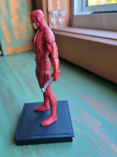 2018 Marvel Universe Figurine Statue Collection Issue #6 Daredevil - Picture 3 of 9