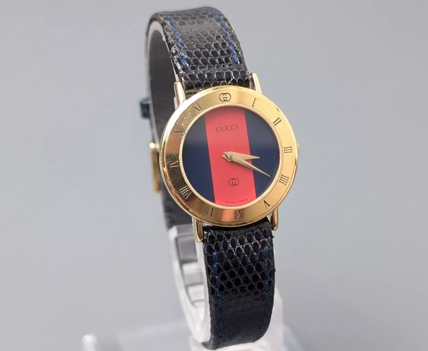 Montre femme GUCCI 3000L bleu rouge ligne sherry plaqué or quartz vintage 26 mm