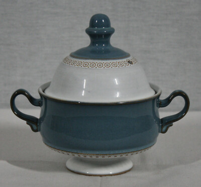 RARE DENBY LANGLEY CASTILE INDIVIDUAL HANDLED SOUP SERVER & LID NEW