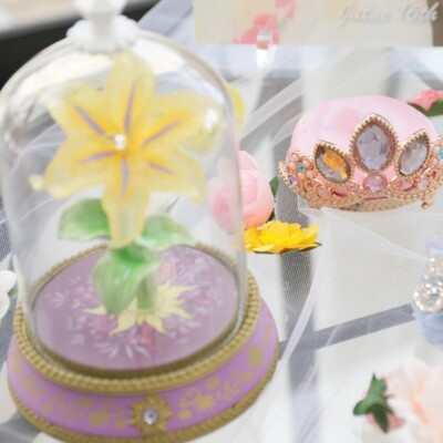 Disney store Tangled Rapunzel 10th Anniversary Magic Flower