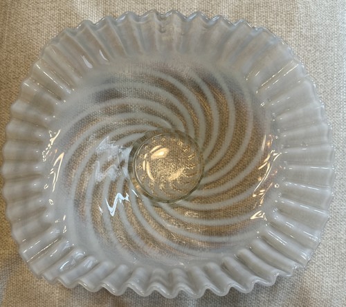 Beautiful Rare Fenton opalescent White Swirl Dish 10 Inch Clear W Milk Streaks - Picture 3 of 14