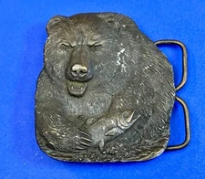 BERGAMOT Grizzly Bear Catching Fish Brass Works Belt Buckle 1978 Vintage Unique