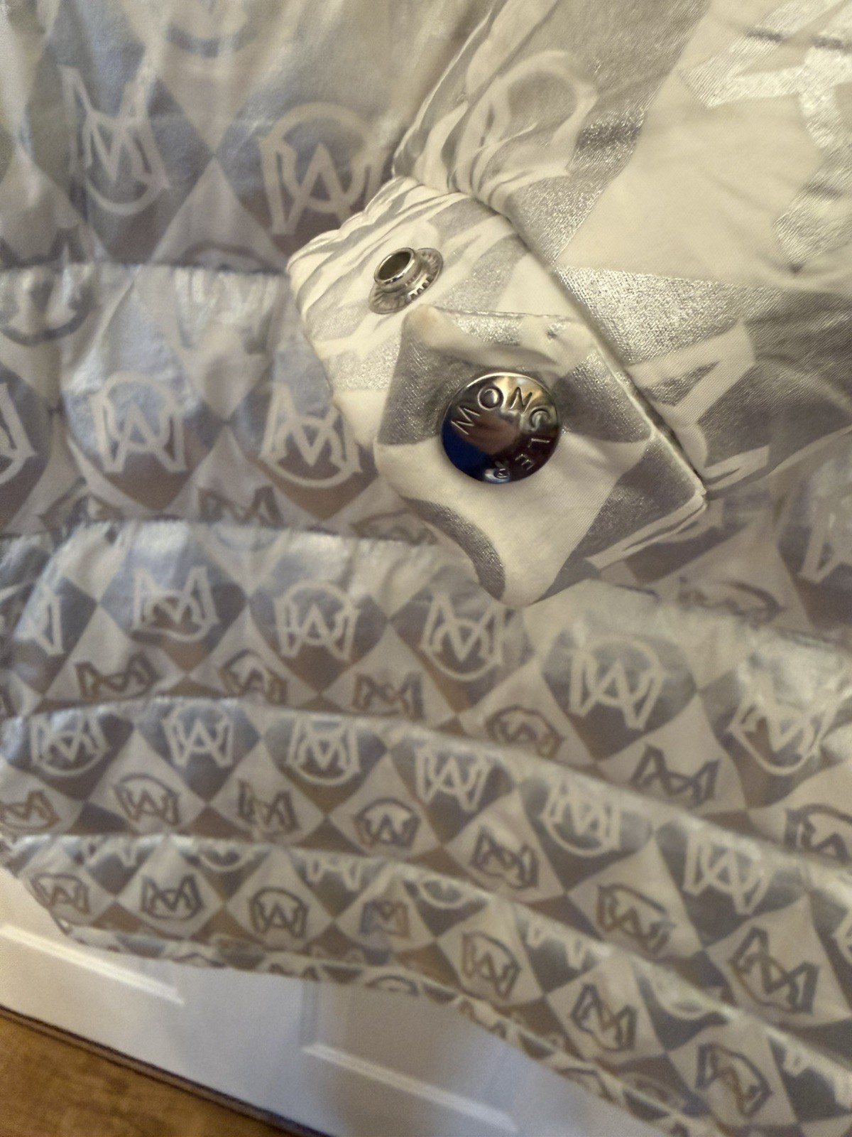 MONCLER/BOURNE Down jacket/Highly Collectible Lim… - image 4