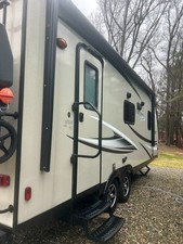 2018 Coachmen Freedom Express Ultra Lite 204RD