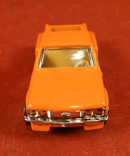 Camioneta pickup vintage Yatming Chevy LUV Stepside naranja como nueva sin usar con Isuzu - Imagen 3 de 6