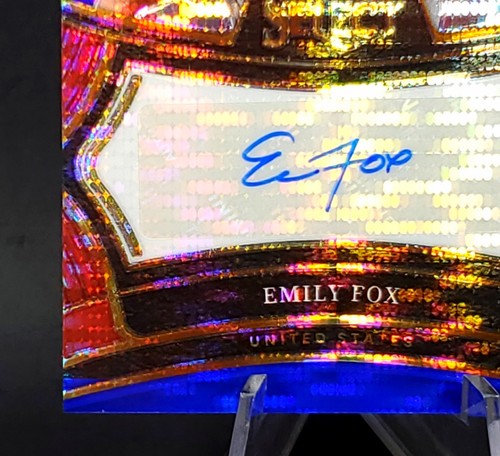 Emily Fox Auto 2024-25 Panini Seleziona FIFA Calcio Pulsar Blu Stati Uniti USA - Foto 13 di 14