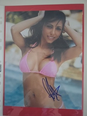 LELA STAR XXL Autograph signed photo 20x25 Original photo