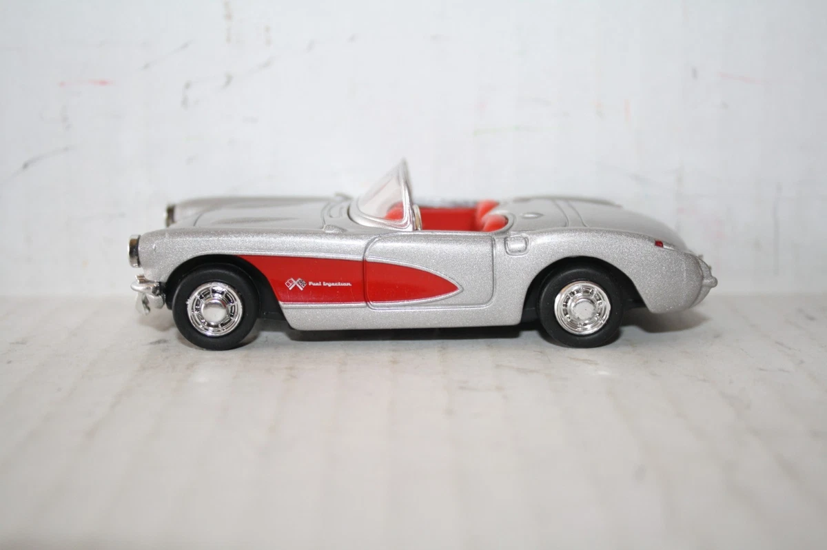 Miniature Chevrolet Corvette Grand Sport 2010 Rouge 1/24 - NewRay 71983, Neuve Sous Blister