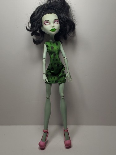Mattel Monster High Student Disembody Council Scarah Screams Doll b16 - Picture 2 of 4