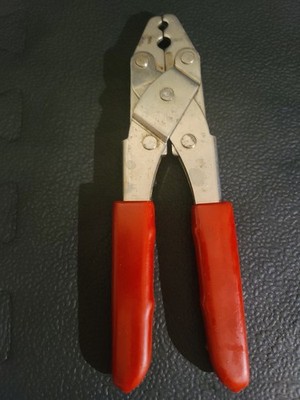 Heavy Duty Insulated Coaxial Hex Crimping Tool for RG6 & RG11 F Type Connections