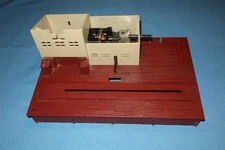 American Flyer 23796 Operating Sawmill Building/Motor for parts