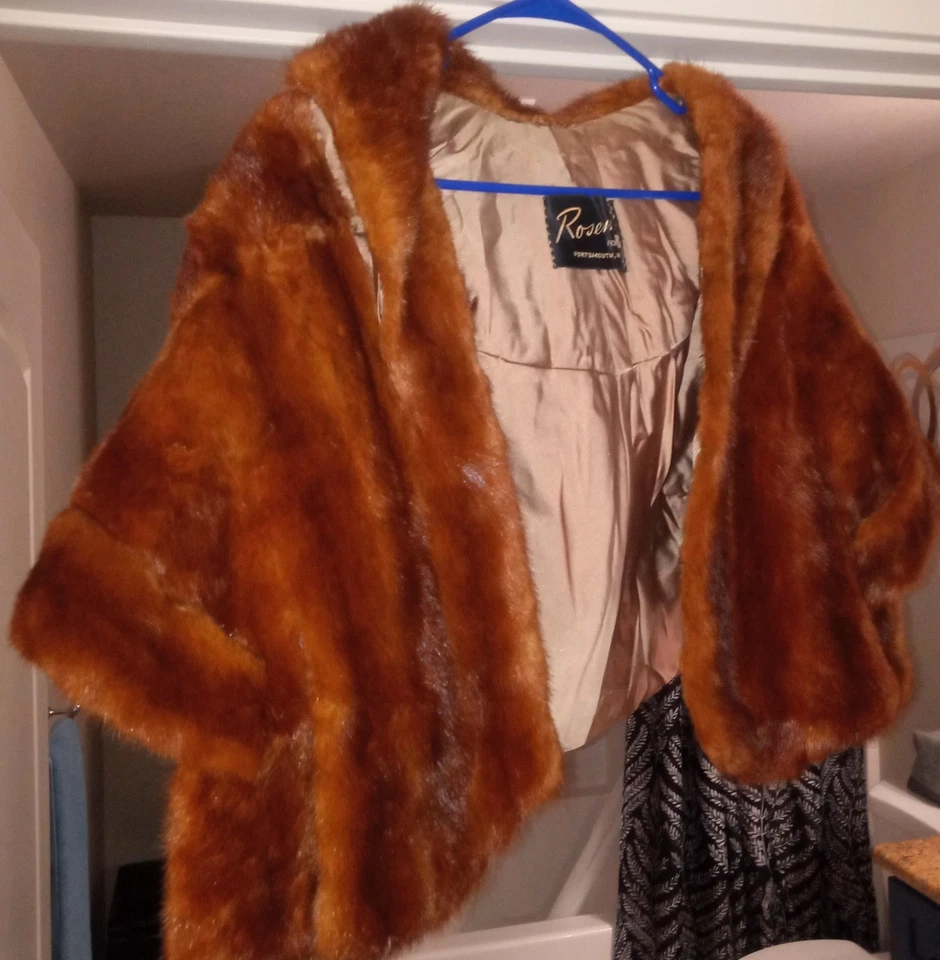 Mantón de piel de visón vintage en hermoso castaño rojizo Foto 2 de 4