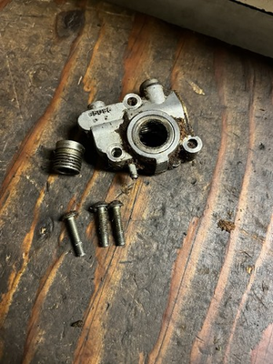 #ad OEM Homelite Super EZ Chainsaw Oil Pump Assembly Free Shipping $12.95