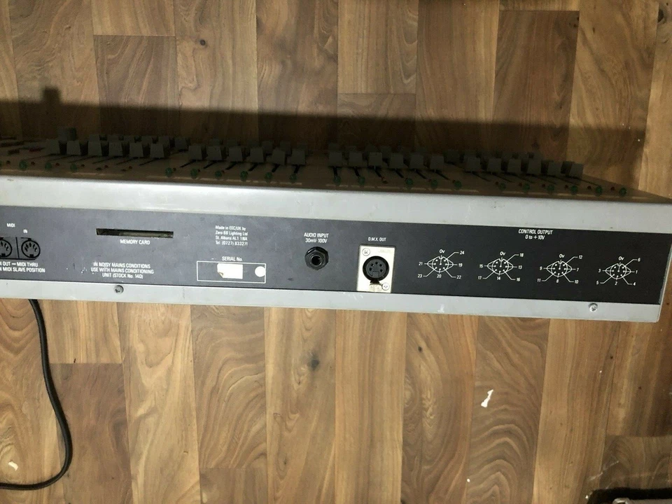 Zero 88 Lightmaster XLS  - Image 2 of 4