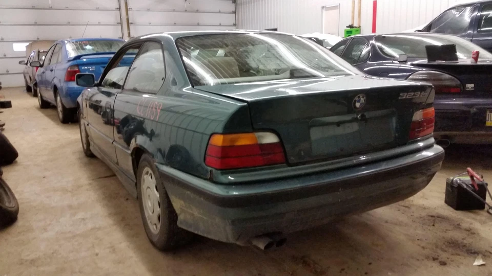 98-99 BMW 323is COUPE DRIVER LEFT REAR SIDE TINTED QUARTER GLASS WINDOW ONLY - Image 4 of 4