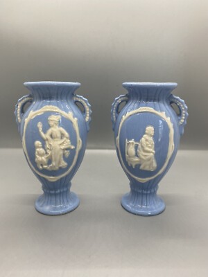 Vintage Blue And White Urn Bud Vase Embossed Design Glazed Made In Japan