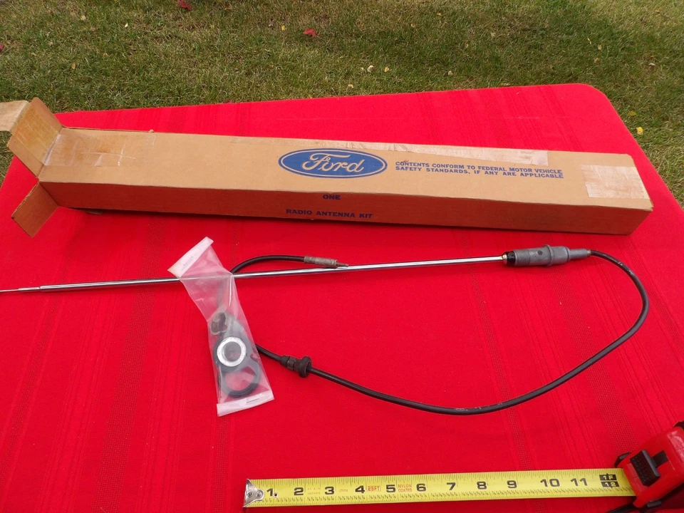 福特 1960 61 62 63 FALCON FUTURA SPRINT RANCHERO ANTENNA NOS C3DZ-18813A — 第 3/4 张图片