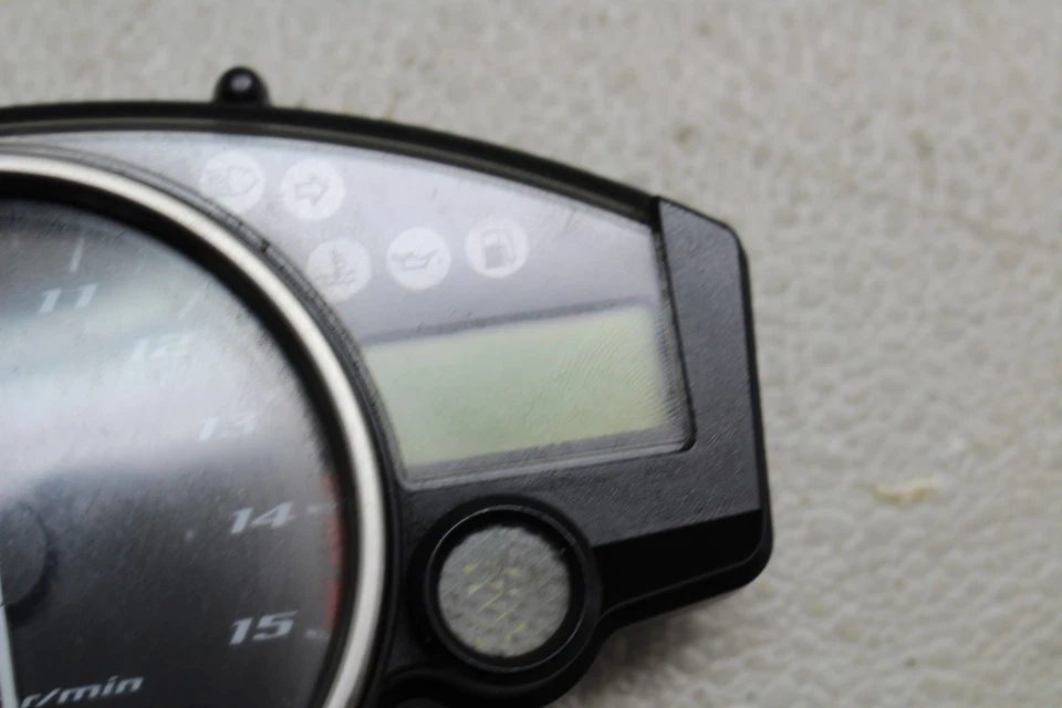 2004-2006 YAMAHA YZF R1 YZF-R1 SPEEDO TACH MEDIDORES DISPLAY CLUSTER VELOCÍMETRO - Imagem 3 de 4