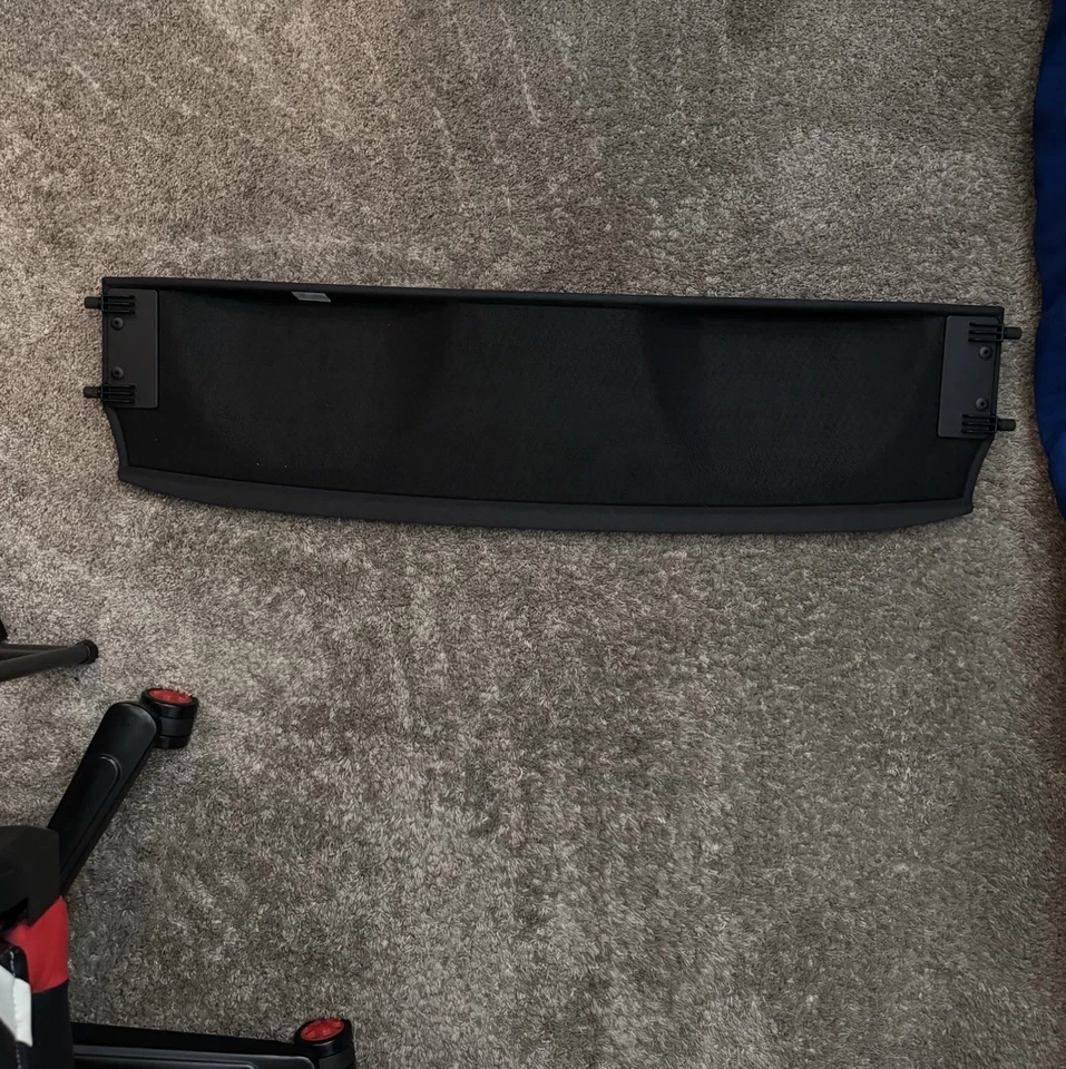 Cubierta de carga Audi TT/TTS/TTRS Foto 2 de 3