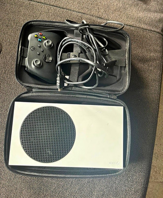 Microsoft Xbox Series S 512 GB Konsole Weiß inkl. Controller, Kabel & Tasche