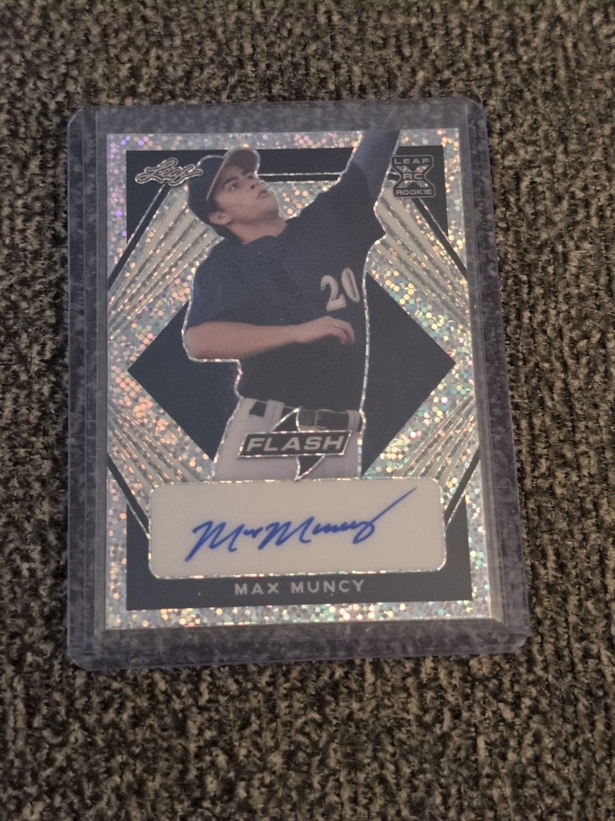 2021 Leaf Flash - Max Muncy #BA-MM3 Navy 6/99 (AU, RC) Dodgers