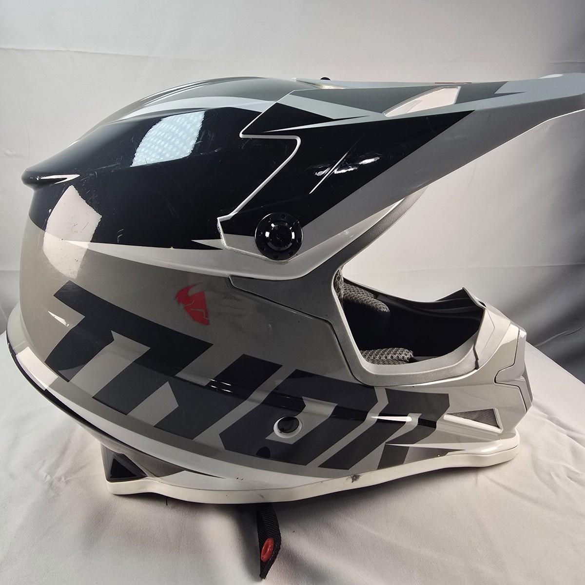 THOR Sector Fader Black/Grey Helmet Size M 57-58cm Dot Certified