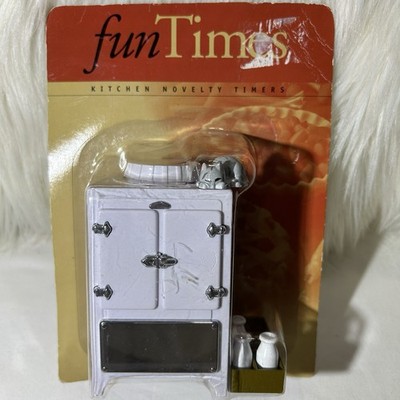 Fun Times Kitchen Novelty Timer Vintage Refrigerator with a Cat on Top NEW!