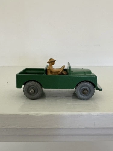 New ListingVintage 1950s Matchbox Lesney No. 12a Green Land Rover with Driver, Metal Wheels