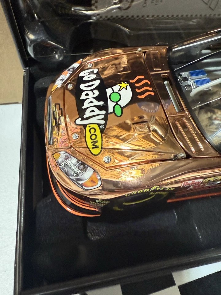 RARO* Mark Martin ACABADO COBRE ELITE #5 GoDaddy.com 2011 1/24 Nascar Diecast Foto 3 de 4