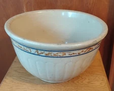 Vntg Red Wing Gray Line Sponge Band Mixing Bowl- 8 1/4"W, 4 3/4"H, Mishicot Wisc