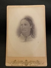 Antique Cabinet Card Photo Lovely Lady w Brooch Portrait