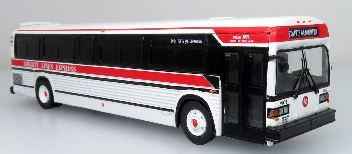 MCI Classic Bus Surburban Liberty Lines, New York 1/87 Scale