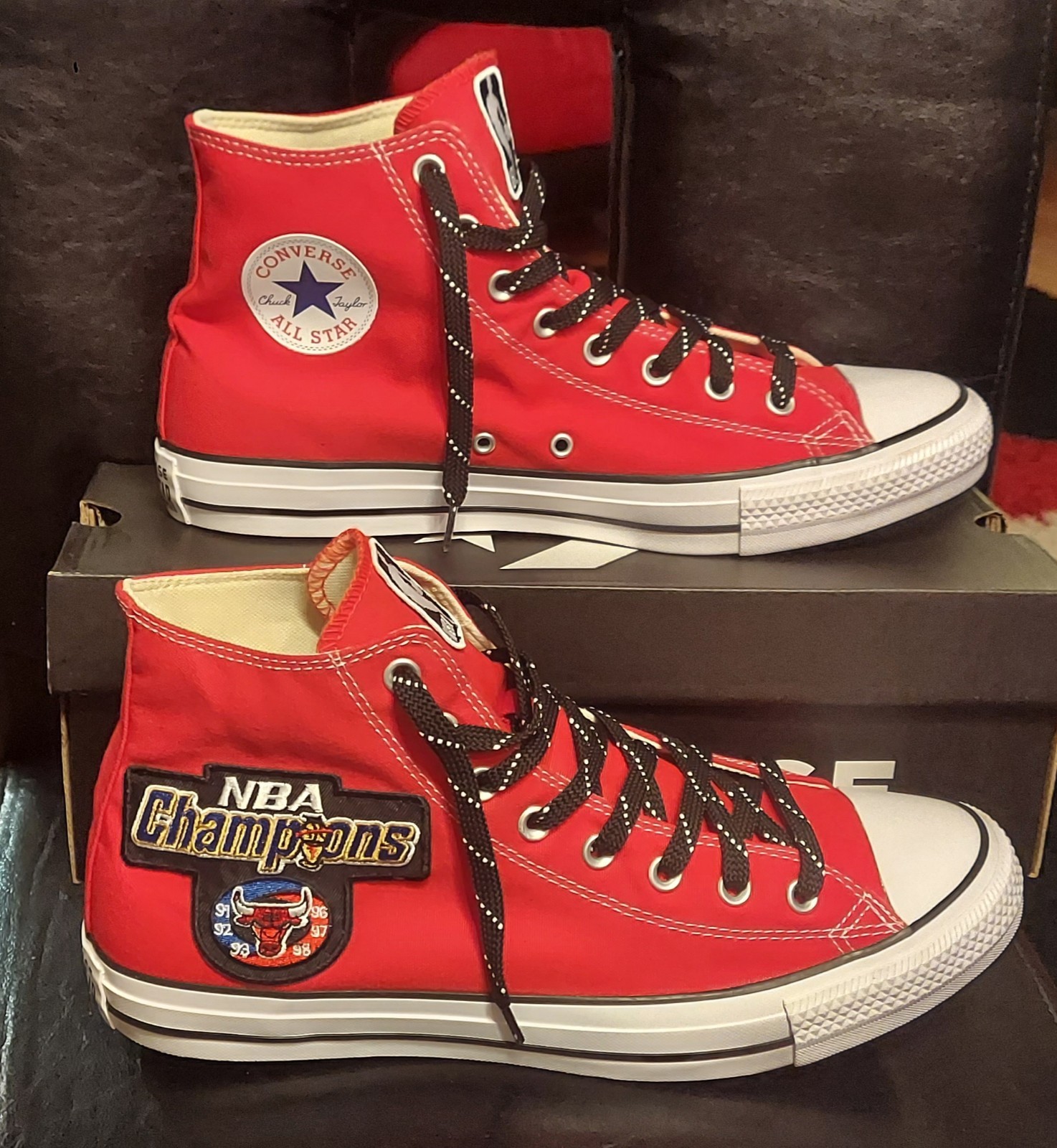 Converse All Star Hi Chicago Bulls NBA Custom Red High Top Men's US 12 M9621 thumbnail 4