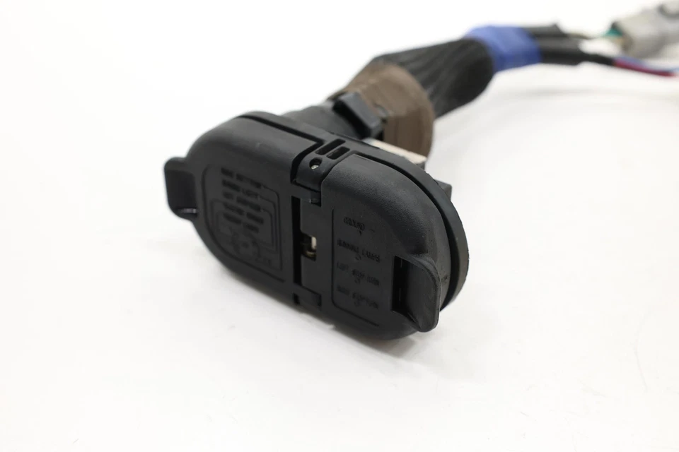 2020 丰田 4RUNNER Misc. 电气部件 82169-0w020 — 第 3/4 张图片