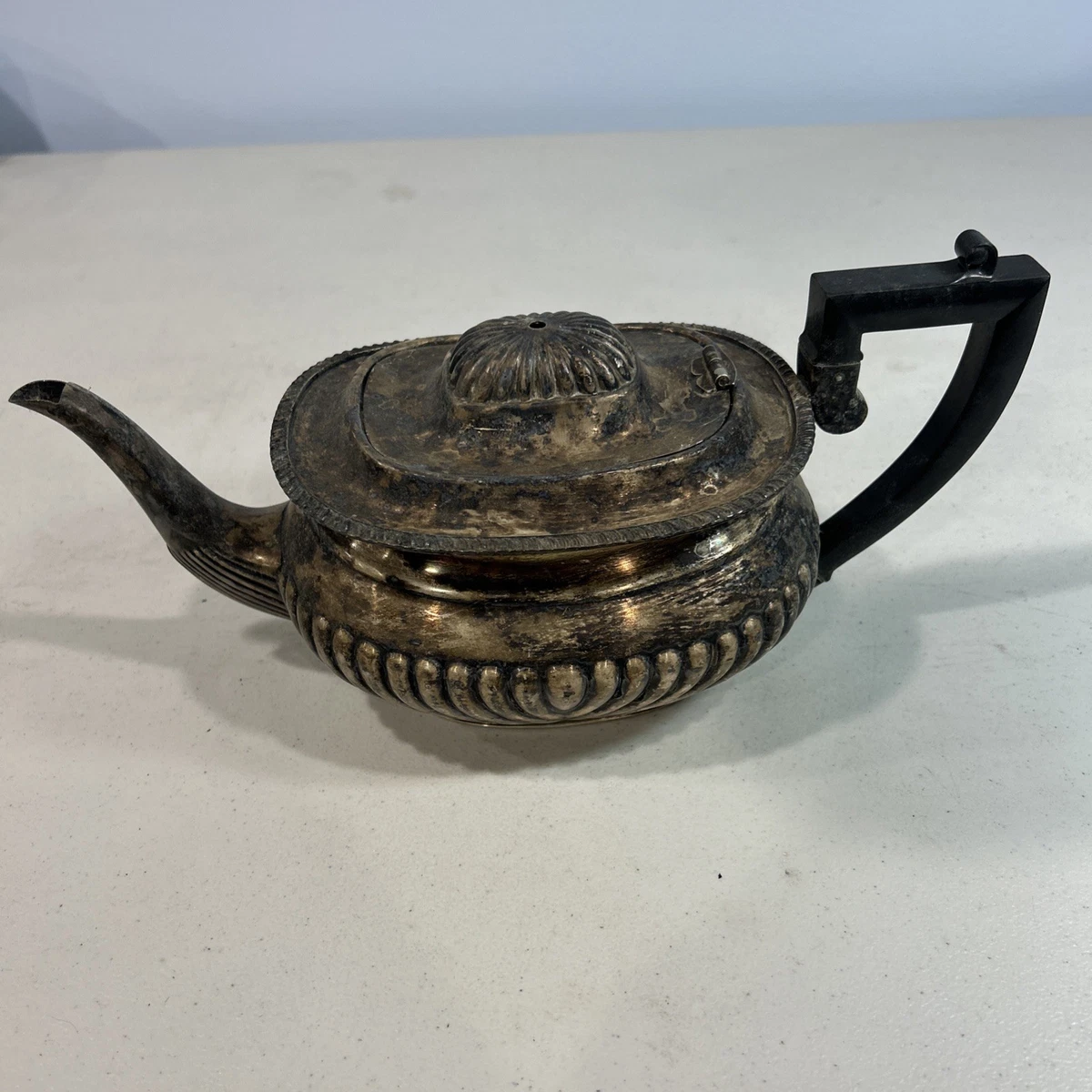Sheffield 1900-1940 Antique US Silver-Plated Teapots, Coffee Pots